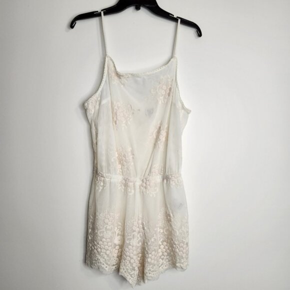 BHLDN Yoanna Baraschi Sunita White Boho Lace Bridal Short Romper Size M - Picture 2 of 16